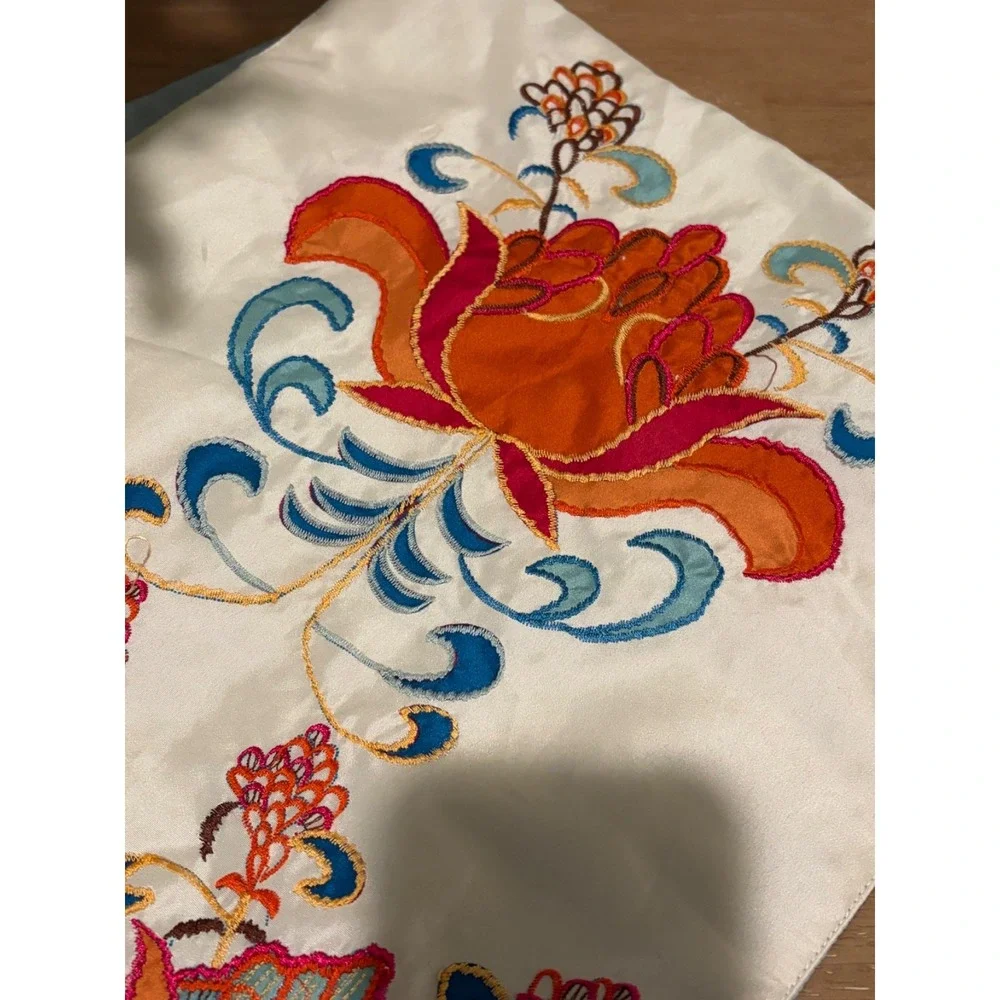 N/A this embroidered